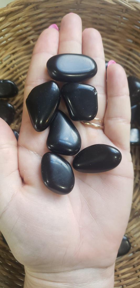 Black Obsidian Tumbled Stone (small)